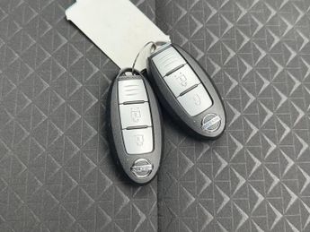 NISSAN JUKE 1.0 DIG-T N-Connecta SUV 5dr Petrol DCT Auto Euro 6 (s/s) (114 p