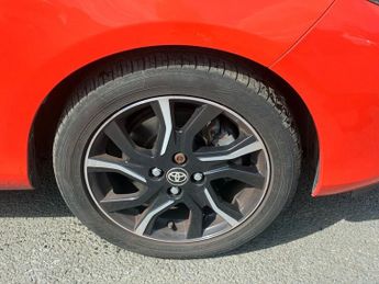 TOYOTA YARIS 1.5 VVT-h Orange Edition Hatchback 5dr Petrol Hybrid E-CVT Euro 