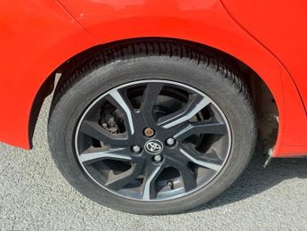 TOYOTA YARIS 1.5 VVT-h Orange Edition Hatchback 5dr Petrol Hybrid E-CVT Euro 