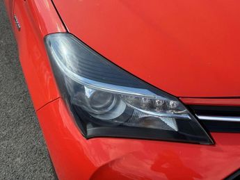 TOYOTA YARIS 1.5 VVT-h Orange Edition Hatchback 5dr Petrol Hybrid E-CVT Euro 