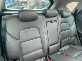 HYUNDAI TUCSON 1.6 T-GDi Premium SE SUV 5dr Petrol DCT Euro 6 (s/s) (177 ps)