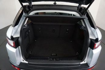 LAND ROVER RANGE ROVER EVOQUE 2.0 TD4 SE Tech SUV 5dr Diesel Auto 4WD Euro 6-HEATED BLACK LEAT