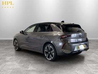 VAUXHALL Astra Electric 54kWh Ultimate Hatchback 5dr Electric Auto (156 ps)