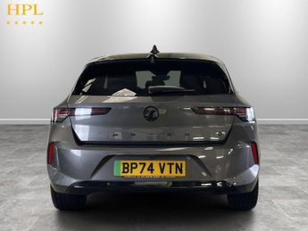 VAUXHALL Astra Electric 54kWh Ultimate Hatchback 5dr Electric Auto (156 ps)
