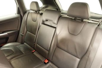 VOLVO XC60 2.0 D4 R-Design Lux Nav SUV 5dr Diesel Auto Euro 6 (s/s) (190 ps