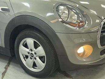 MINI CONVERTIBLE 1.5 Cooper Convertible 2dr Petrol Manual Euro 6 (s/s) (136 ps)