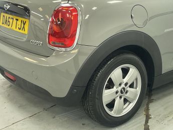 MINI CONVERTIBLE 1.5 Cooper Convertible 2dr Petrol Manual Euro 6 (s/s) (136 ps)
