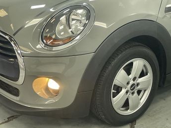 MINI CONVERTIBLE 1.5 Cooper Convertible 2dr Petrol Manual Euro 6 (s/s) (136 ps)