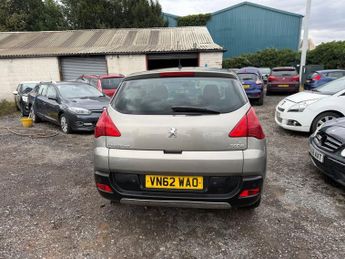 PEUGEOT 3008 1.6 e-HDi Allure SUV 5dr Diesel EGC Euro 5 (s/s) (115 ps)