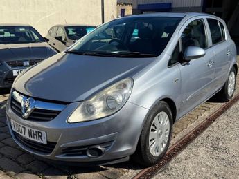 Vauxhall Corsa 1.2i 16v Club Hatchback 5dr Petrol Manual (139 g/km, 79 bhp)