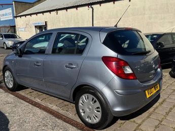 VAUXHALL CORSA 1.2i 16v Club Hatchback 5dr Petrol Manual (139 g/km, 79 bhp)