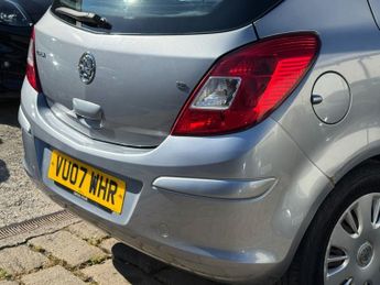 VAUXHALL CORSA 1.2i 16v Club Hatchback 5dr Petrol Manual (139 g/km, 79 bhp)