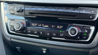 BMW 4 SERIES 2.0 420i Luxury Convertible 2dr Petrol Auto Euro 6 (s/s) (184 ps