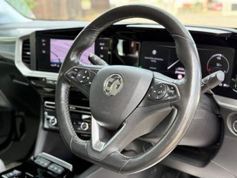 VAUXHALL MOKKA ELECTRIC 50kWh Elite Premium SUV 5dr Electric Auto (136 ps)