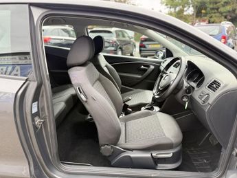 VOLKSWAGEN POLO 1.2 TSI BlueMotion Tech SE Hatchback 3dr Petrol DSG Euro 6 (s/s)