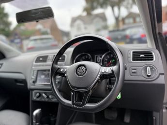 VOLKSWAGEN POLO 1.2 TSI BlueMotion Tech SE Hatchback 3dr Petrol DSG Euro 6 (s/s)