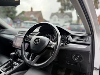SKODA SUPERB 1.4 TSI ACT SE L Executive Hatchback 5dr Petrol DSG Euro 6 (s/s)