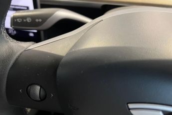 TESLA MODEL Y (Dual Motor) Long Range SUV 5dr Electric Auto 4WDE (384 bhp) Exp