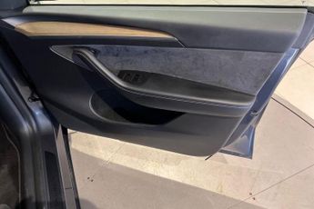 TESLA MODEL Y (Dual Motor) Long Range SUV 5dr Electric Auto 4WDE (384 bhp) Exp
