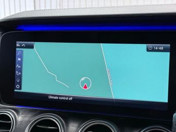 MERCEDES-BENZ E CLASS 2.0 E220d AMG Line (Premium Plus) Saloon 4dr Diesel G-Tronic+ Eu