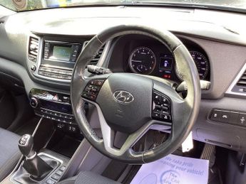 HYUNDAI TUCSON 1.6 GDi Blue Drive SE SUV 5dr Petrol Manual Euro 6 (s/s) (132 ps