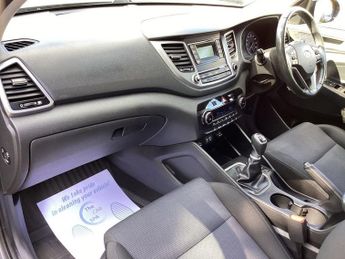 HYUNDAI TUCSON 1.6 GDi Blue Drive SE SUV 5dr Petrol Manual Euro 6 (s/s) (132 ps