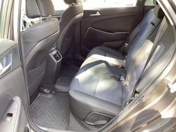HYUNDAI TUCSON 1.6 GDi Blue Drive SE SUV 5dr Petrol Manual Euro 6 (s/s) (132 ps