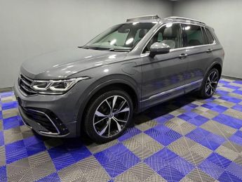 VOLKSWAGEN TIGUAN 1.4 TSI 13kWh R-Line SUV 5dr Petrol Plug-in Hybrid DSG Euro 6 (s