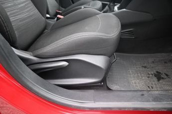 PEUGEOT 208 1.4 HDi Access+ Hatchback 5dr Diesel Manual Euro 5 (70 ps)