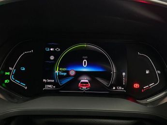 RENAULT CAPTUR 1.6 E-TECH Rive Gauche SE SUV 5dr Petrol Hybrid Auto Euro 6 (s/s