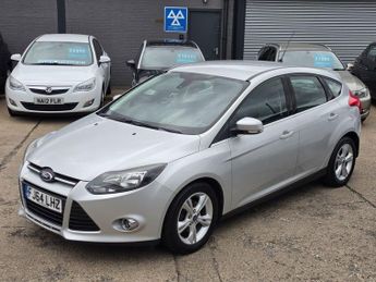 FORD FOCUS 1.0T EcoBoost Zetec Hatchback 5dr Petrol Manual Euro 5 (s/s) (12