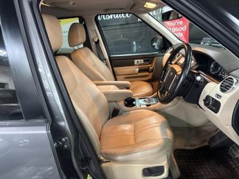 LAND ROVER DISCOVERY 4 3.0 SD V6 Graphite SUV 5dr Diesel Auto 4WD Euro 6 (s/s) (256 bhp