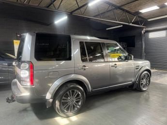 LAND ROVER DISCOVERY 4 3.0 SD V6 Graphite SUV 5dr Diesel Auto 4WD Euro 6 (s/s) (256 bhp