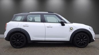 MINI COUNTRYMAN 1.5 7.6kWh Cooper SE Classic SUV 5dr Petrol Plug-in Hybrid Auto 