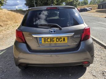 TOYOTA YARIS 1.5 VVT-h Icon Hatchback 5dr Petrol Hybrid E-CVT Euro 6 (101 ps)