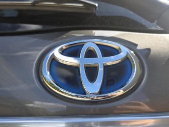 TOYOTA YARIS 1.5 VVT-h Icon Hatchback 5dr Petrol Hybrid E-CVT Euro 6 (101 ps)