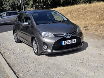 TOYOTA YARIS 1.5 VVT-h Icon Hatchback 5dr Petrol Hybrid E-CVT Euro 6 (101 ps)