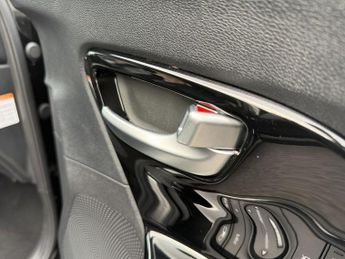 KIA NIRO 64kWh 4 SUV 5dr Electric Auto (201 bhp)