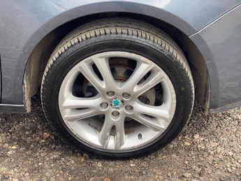 SKODA FABIA 1.6 16V 3 Tiptronic 5dr