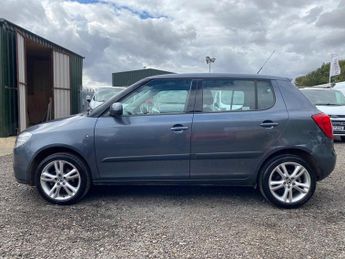 SKODA FABIA 1.6 16V 3 Tiptronic 5dr