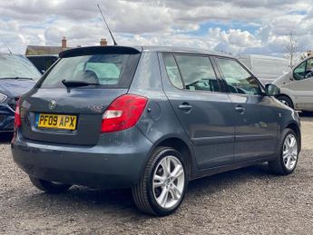 SKODA FABIA 1.6 16V 3 Tiptronic 5dr