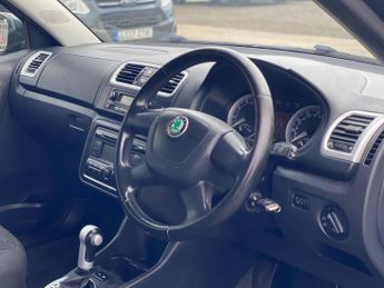 SKODA FABIA 1.6 16V 3 Tiptronic 5dr