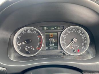 SKODA FABIA 1.6 16V 3 Tiptronic 5dr