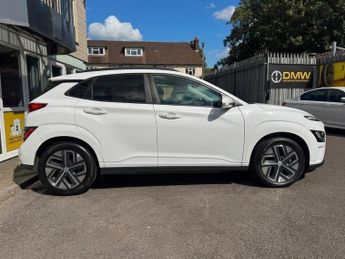 HYUNDAI KONA 64kWh Premium SUV 5dr Electric Auto (10.5kW Charger) (204 ps)