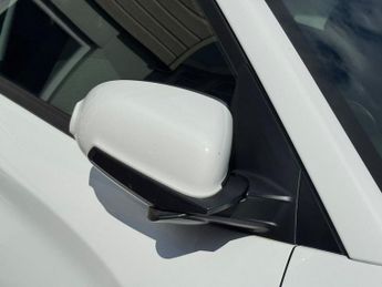 HYUNDAI KONA 64kWh Premium SUV 5dr Electric Auto (10.5kW Charger) (204 ps)