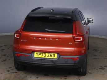 VOLVO XC40 2.0 B4 MHEV R-Design SUV 5dr Petrol Hybrid Auto Euro 6 (s/s) (19