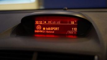 VAUXHALL MOKKA 1.6 SE SUV 5dr Petrol Manual 2WD Euro 5 (s/s) (115 ps)