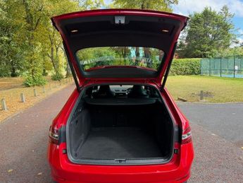 SKODA SUPERB 2.0 TDI SportLine Plus Estate 5dr Diesel DSG Euro 6 (s/s) (150 p