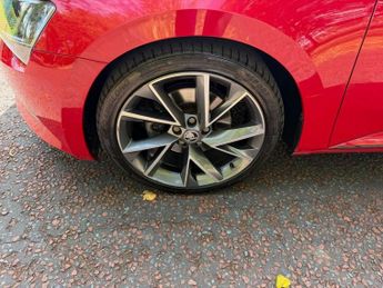 SKODA SUPERB 2.0 TDI SportLine Plus Estate 5dr Diesel DSG Euro 6 (s/s) (150 p
