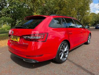 SKODA SUPERB 2.0 TDI SportLine Plus Estate 5dr Diesel DSG Euro 6 (s/s) (150 p